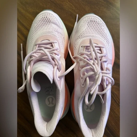 Lululemon Women's Pink Athletic Shoes Size 7 - Picture 5 of 5